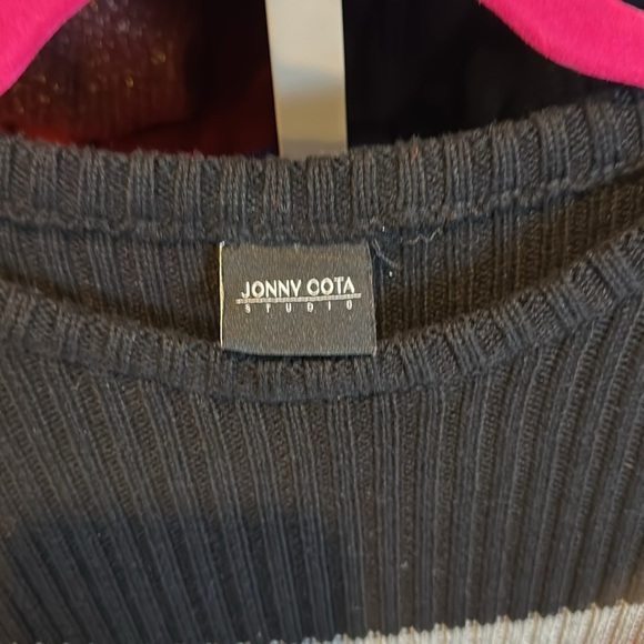 Jonny Cota black with stripes long sleeve side zipper sweater dress size S - Picture 2 of 4